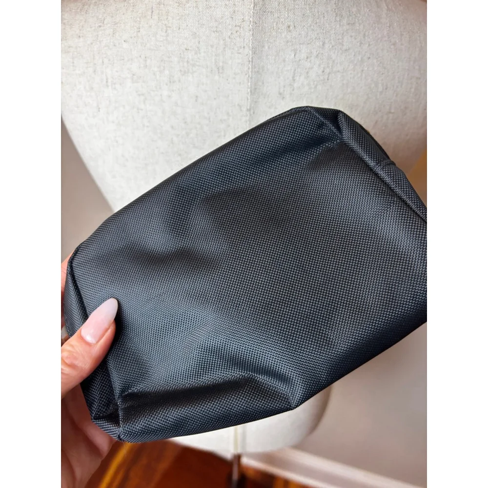 Like new TUMI Black & Gray Toiletry Bag One Size travel bag luggage designer - Picture 4 of 9